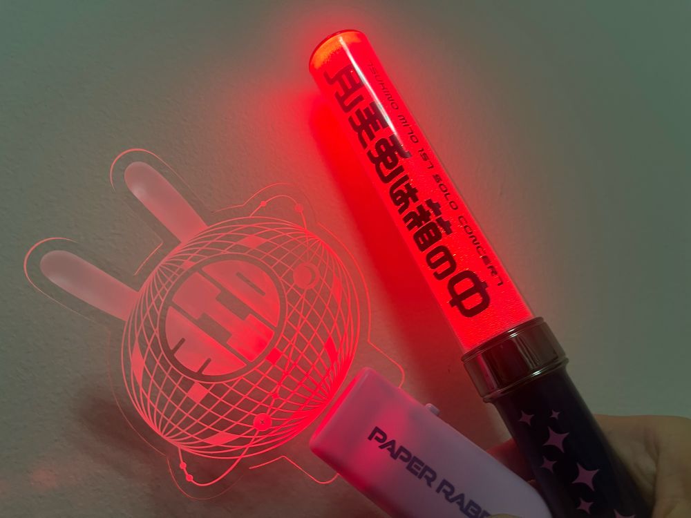 月ノ美兎さんの1stライブと2ndライブのペンライト