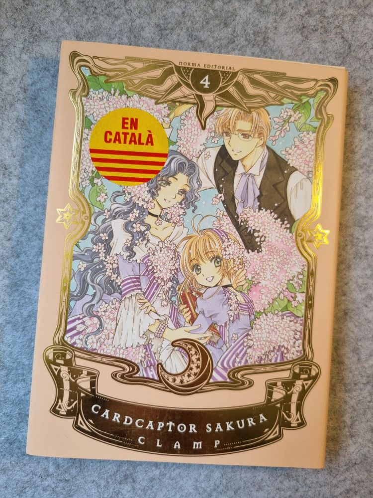 Coberta del còmic.
Manga en català de «Sakura, la caçadora de cartes».
