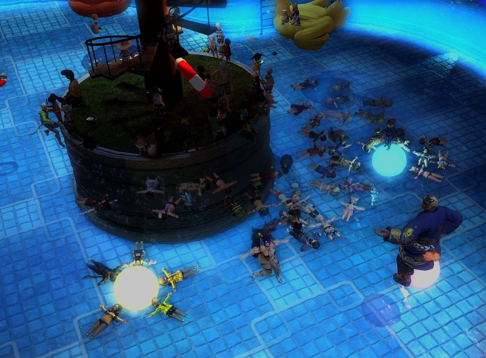 Nyxta surrounded in a proverbial sea of Lalafell.