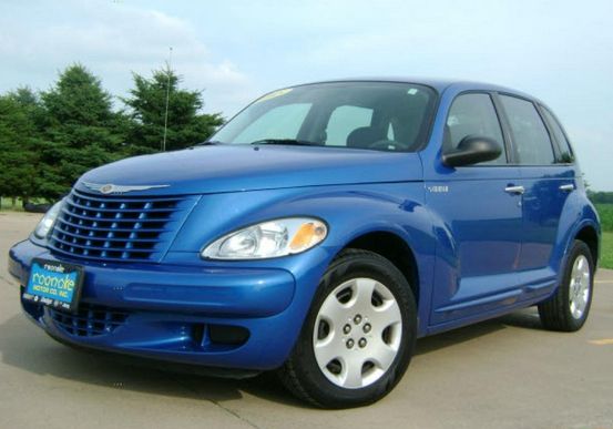 pt cruiser in blue