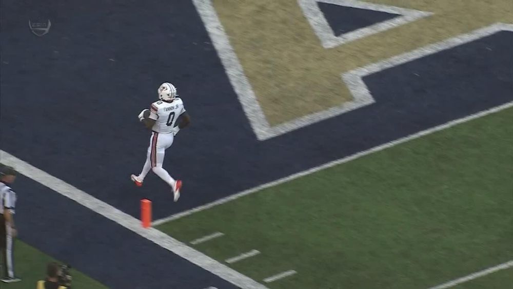 Harold Fannin Jr. crosses goal line for 31-yard rushing touchdown - ESPN Video