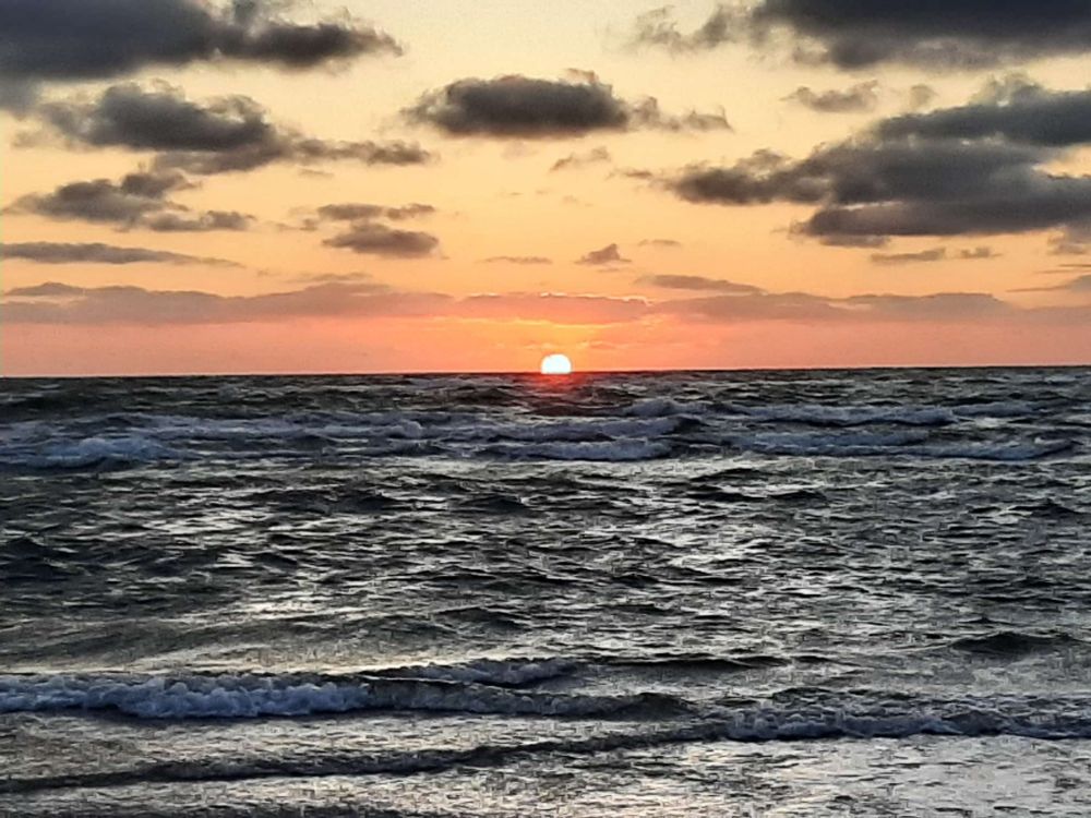 Dänische Nordsee bei Sonnenuntergang.