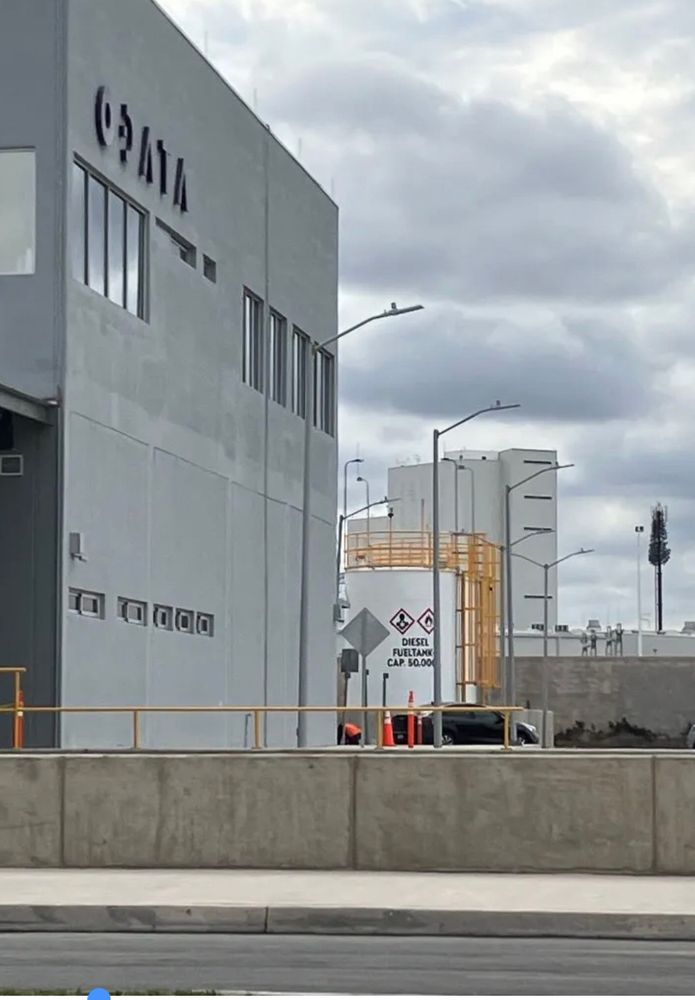 Data centers and the intensive need for non renewable energy sources. (Marcela Suarez, Queretaro, Mexico, December 2024)