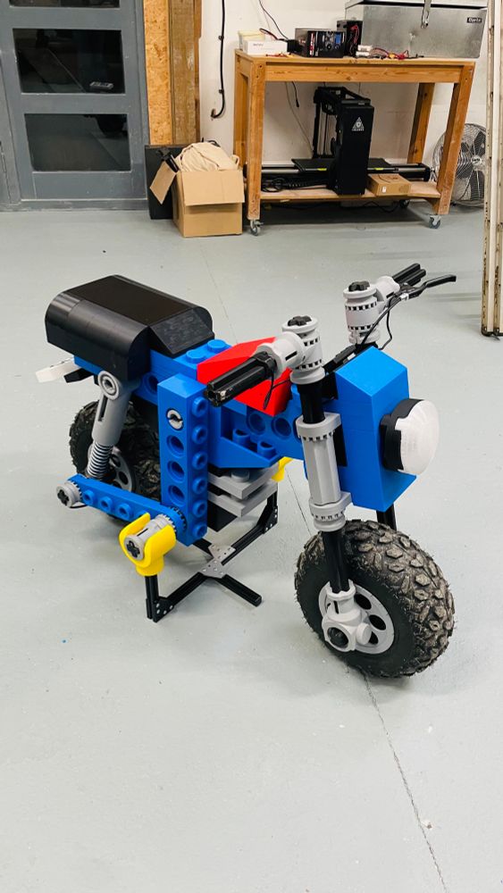 3D printed Lego monkey bike