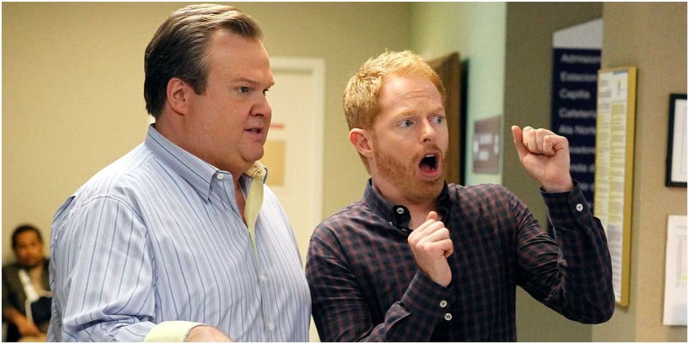 personagens Cameron e Mitchell da série Modern Family