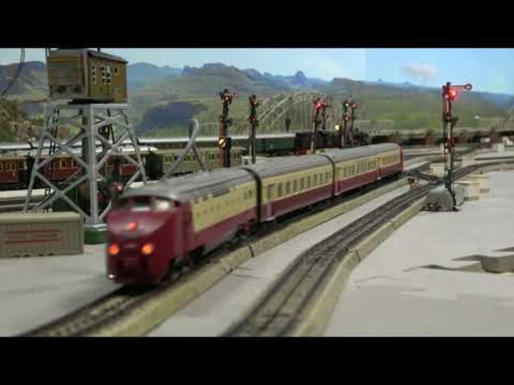 Märklin Vintage (3071 and Friends) - Short Automated Block System Trial Run