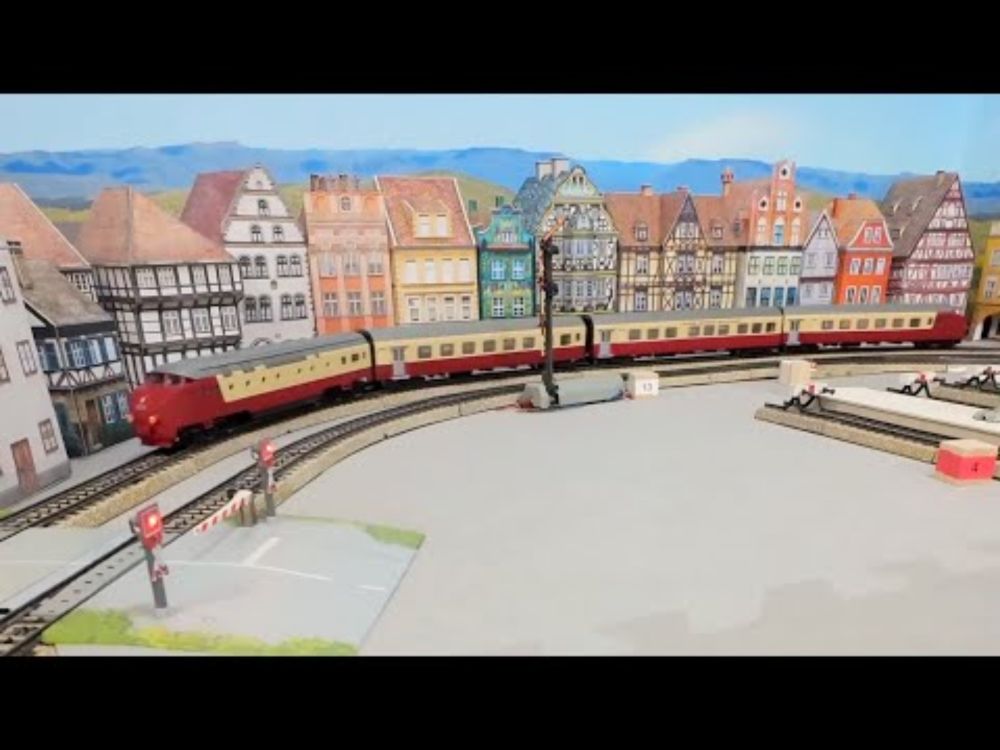 Märklin Vintage (3071 and Friends) - Long Automated Block System Trial Run