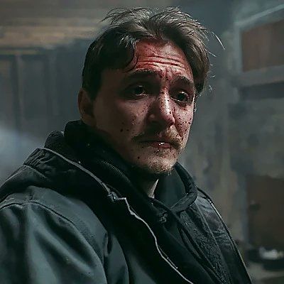 Kyle Gallner as Joey Patrone