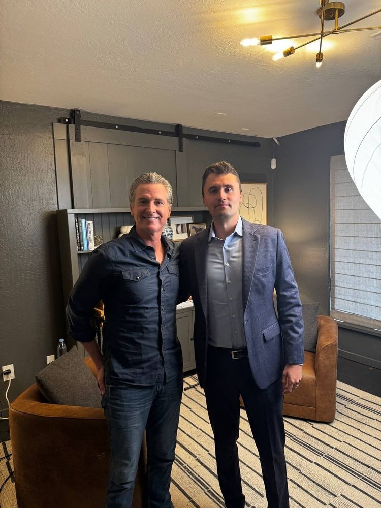 Gavin Newsom hanging out with Charlie Kirk 