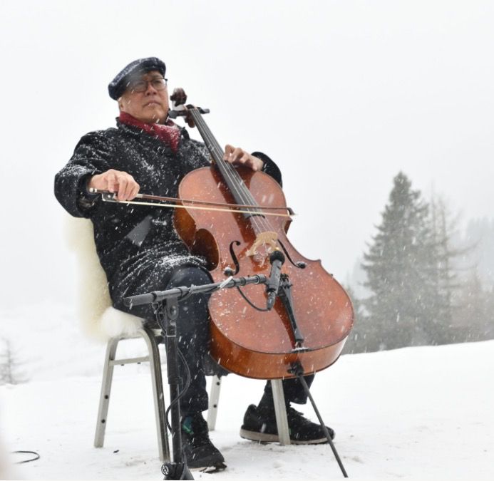 Yo-Yo Ma moved audience members to tears with a captivating performance of hope in Davos this morning.