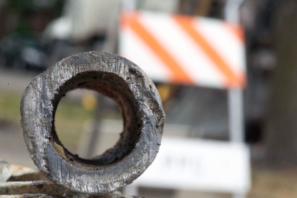 Digging into Chicago's massive lead pipe problem