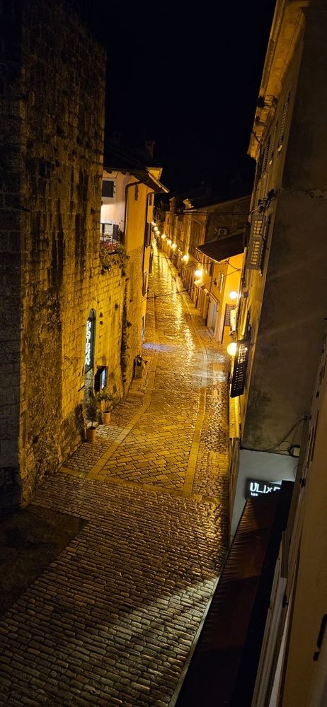 Poreč by night