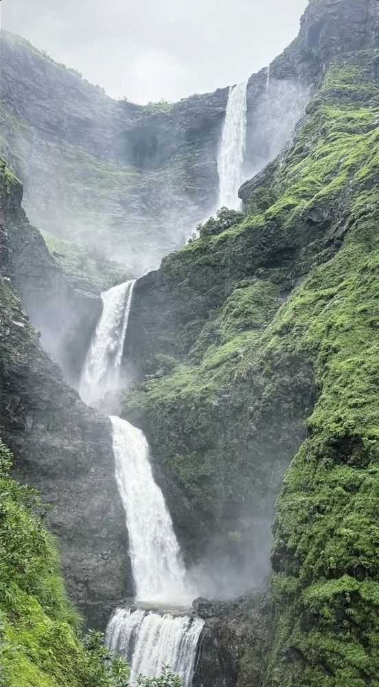 One Shoe, A River, and a Spirit That Moved Mountains — My Kalu Waterfall Trek