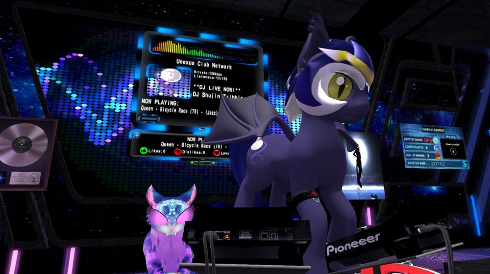 Icarus in Second Life DJing with io Cloud next to himself