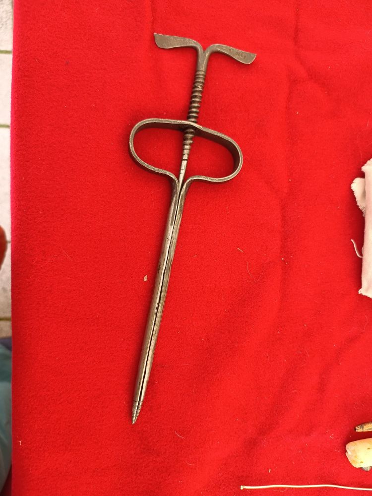 Replica of a medieval surgical instrument designed and made by surgeon John Bradmore to remove an embedded arrow.