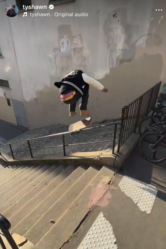 Tyshawn nollie-heelflipping into double bank. 