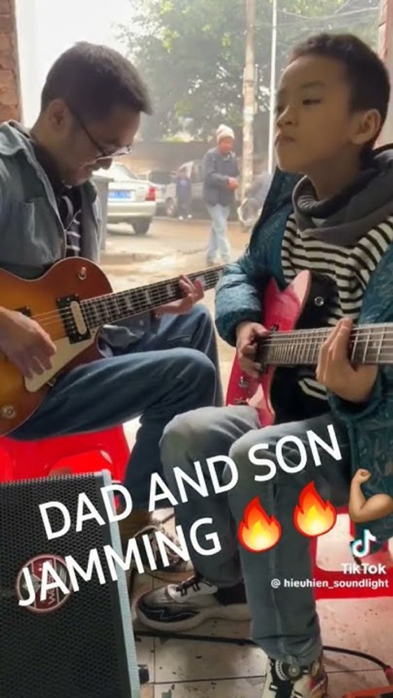 SON AND DAD JAMMING 🔥🔥🔥💪🏽 #viral #funny #mustsee #trendingshorts #mustsee #likes #wow #trending