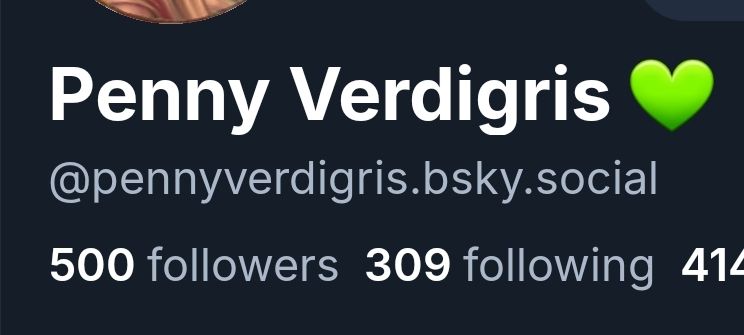 A screencap of my profile as it hit 500 followers.