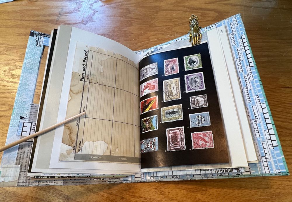 Double page spread 