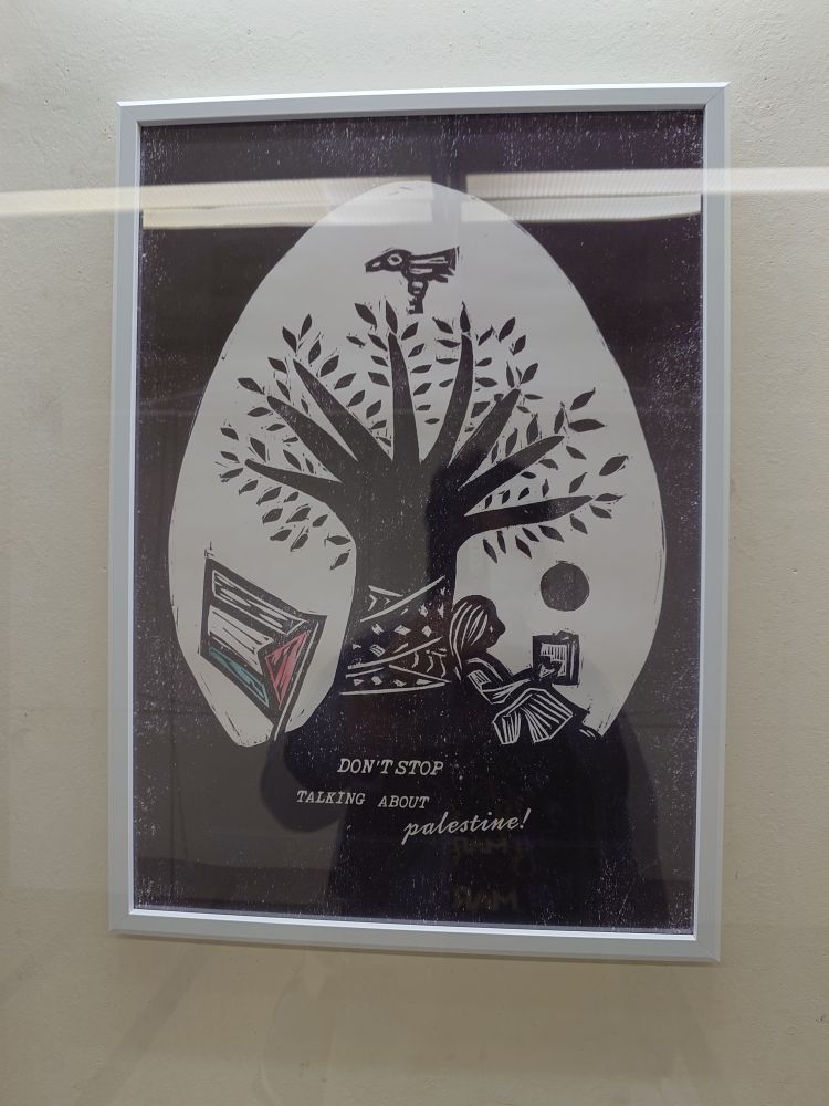 福岡県の天神で開催されていた「パレスチナ解放のアート展」からの写真