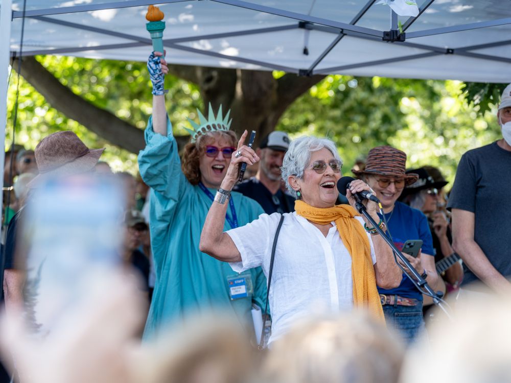Thousands protest Trump at ‘No Kings’ rally in Palo Alto