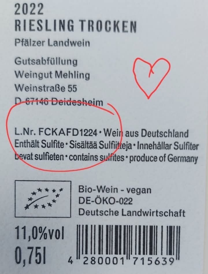 Weinetikett von oben genanntem Weingut
2022 Riesling trocken
L.Nr. FCKAFD1224