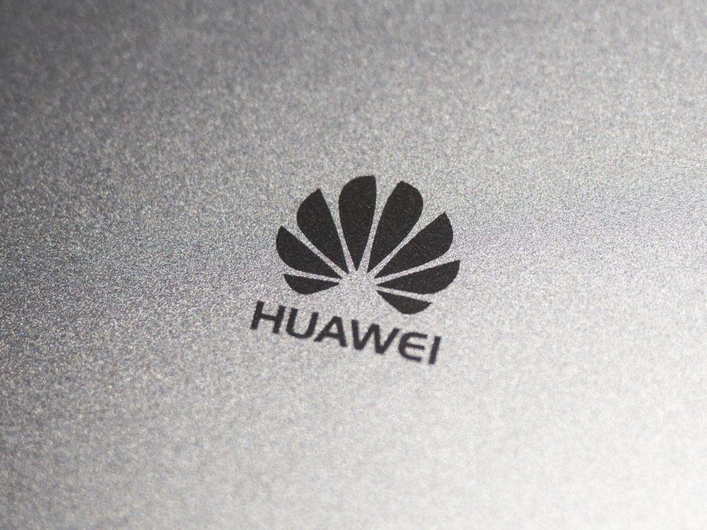 A license that allowed Google to update older Huawei phones just expired