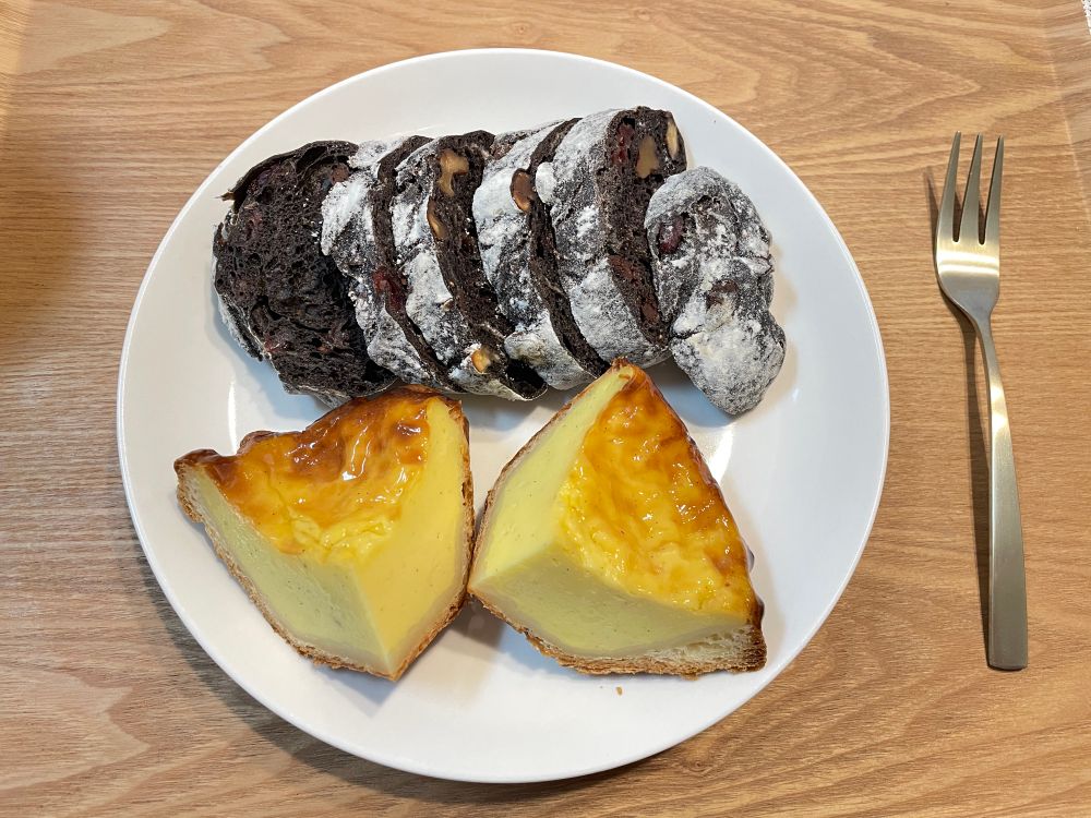 リベルテ・パティスリー・ブーランジェリーのショコラオランジュとフラン