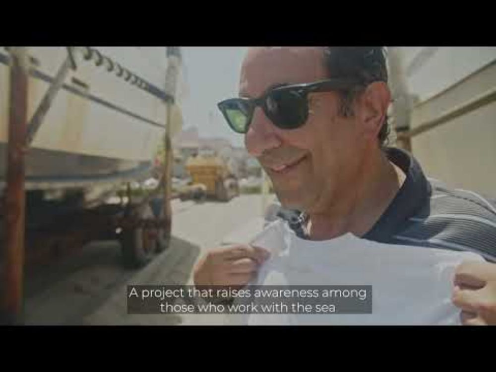 Engaging Sicilian small-scale fishers to protect and clean the sea.