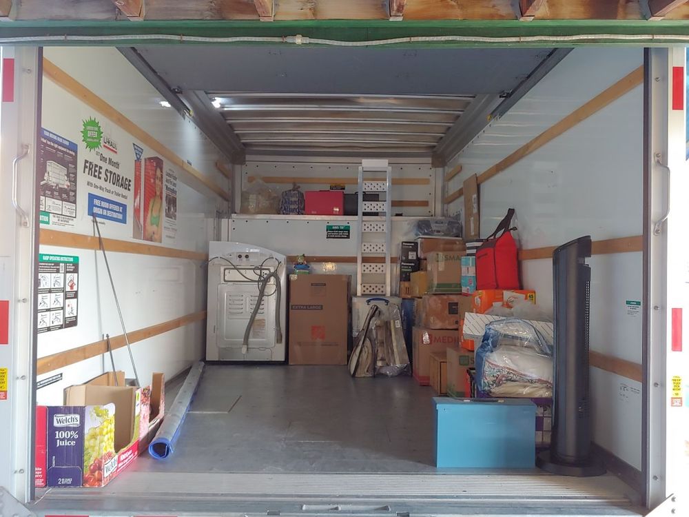 Full truck view. With it being the 15 foot truck it is definitely shorter but should fit everything.