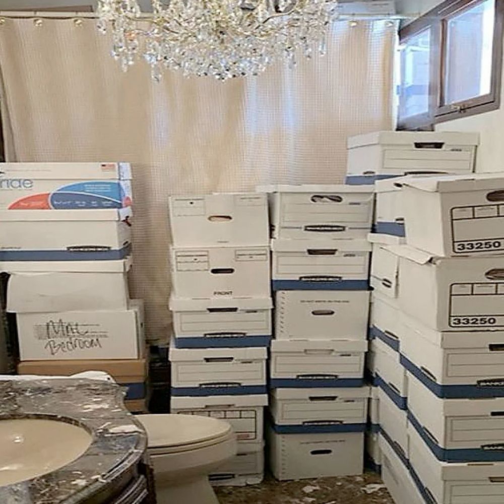 Trump's bathroom full of classified info