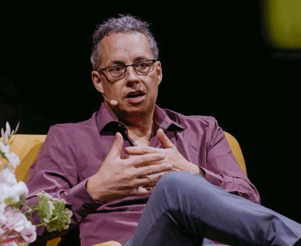 Carl Bergstrom looking like some Ted-talk-giving-mf in Australia.