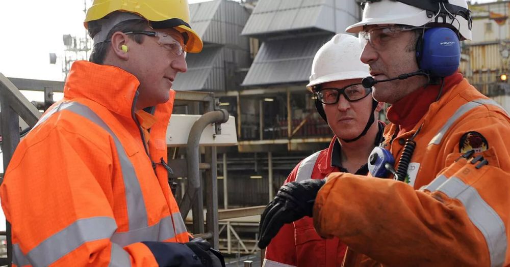 David Cameron visiting an oil rig in Aberdeen, presumably to bang on about the UK's broad shoulders, as if an independent Scotland would magically lose access to Scotland's own resources for some reason.