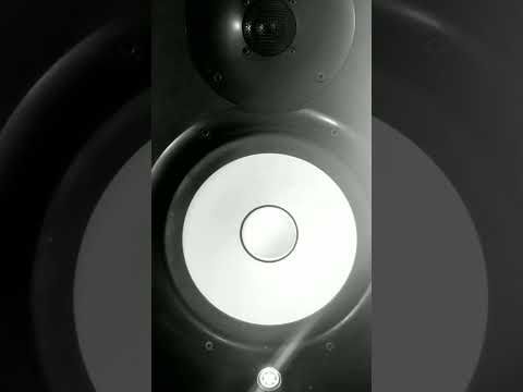Ren - Living on my own (Freddie Mercury Cover)