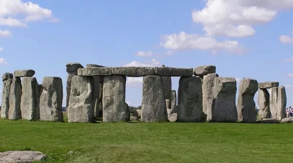 Pesquisadores buscam a origem da Pedra do Altar de Stonehenge - Ciência - Guia Extra