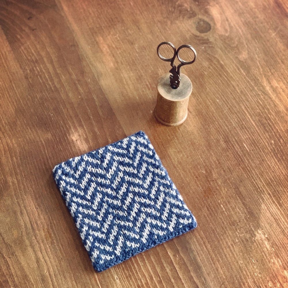 色違いのポットホルダーの写真