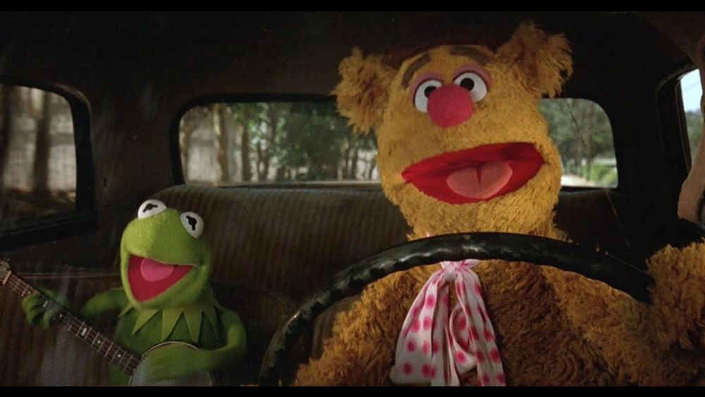 Muppet Sing Along | Movin' Right Along | The Muppets