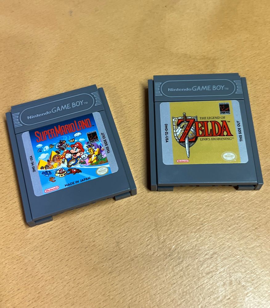 The Super Mario Land and Link’s Awakening cartridges 