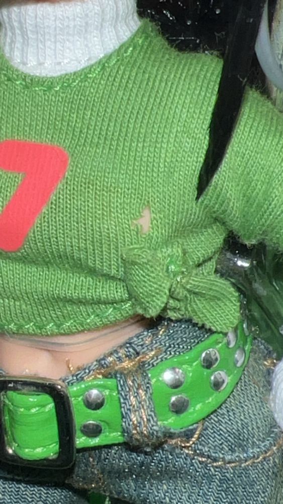 Buttercup’s ripped shirt