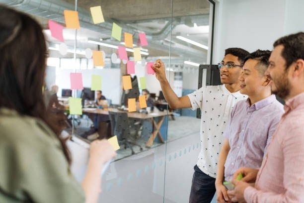 Explore cutting-edge trends in financial technology, artificial intelligence, and creative industries with Finovatech.