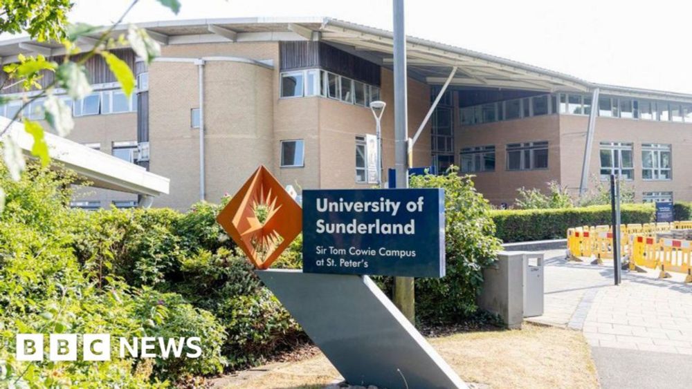 Sunderland University 'to make 1 in 10 academics redundant'