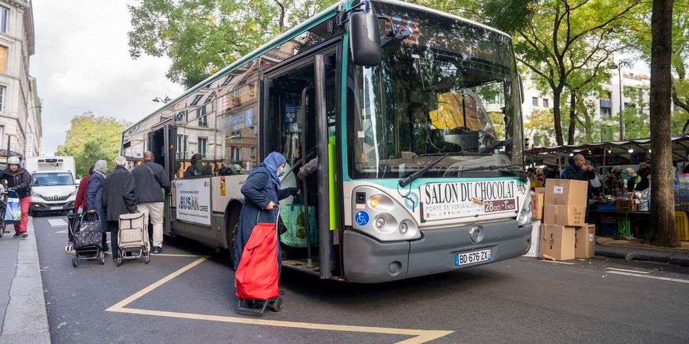 Un candidat surprise se lance à l’assaut des bus de la RATP à Paris