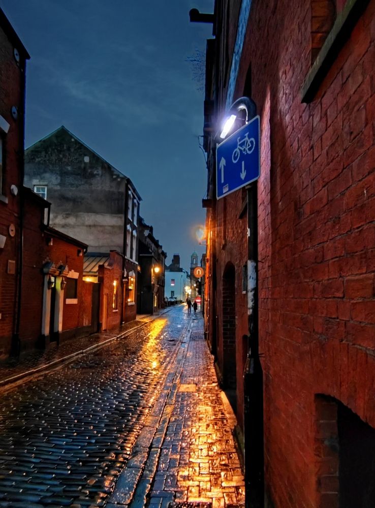 Posterngate after the rain. 