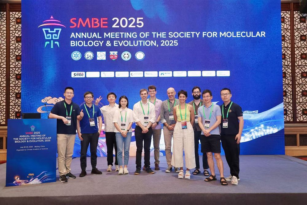 Group photo with all oral speakers.
