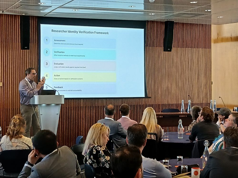 Ian Mulvany of BMJ speaking at Publisherspeak UK 2025