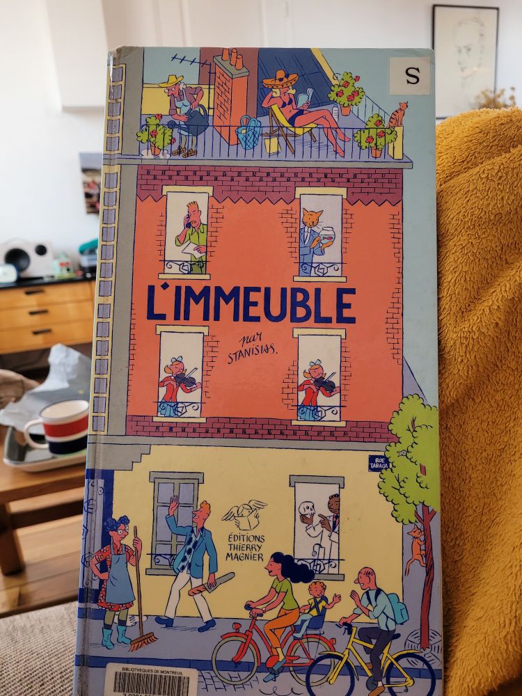 L'immeuble, par Stanislas (littérature jeunesse)