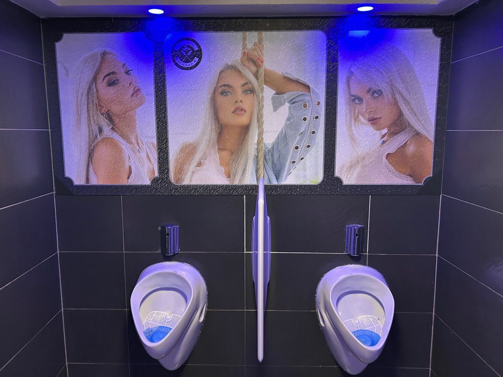 Sexy urinal, Dusseldorf