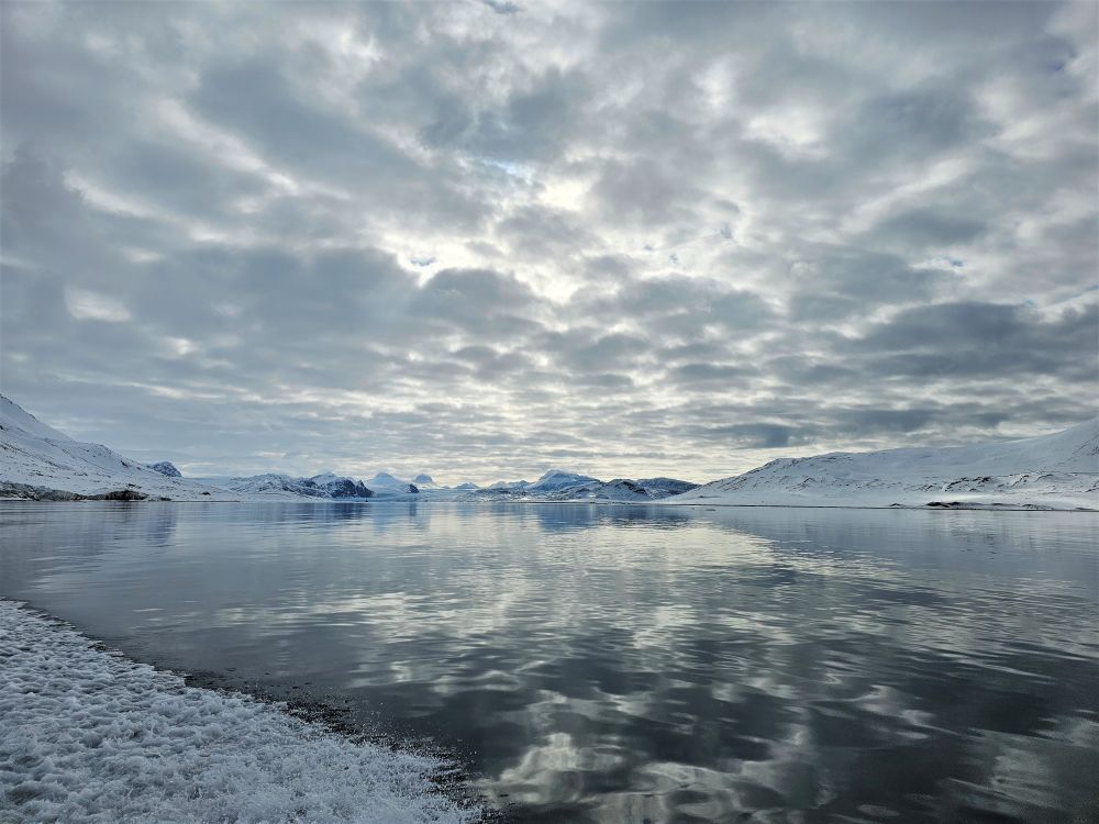 Reflections in Kongsfjorden, photo by Simonetta Montaguti