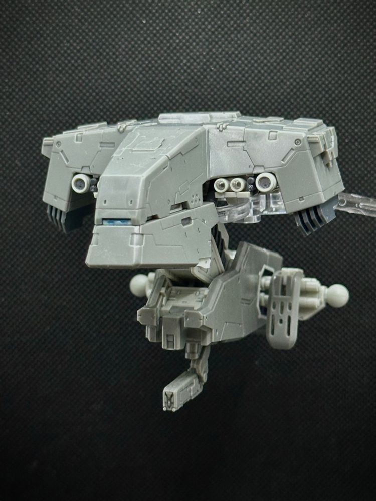 The head and torso of the Kotobukiya Metal Gear REX model kit.
