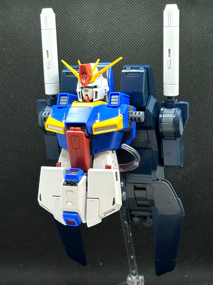 The upper torso and backpack of the Master Grade Double Zeta Gundam ver Ka